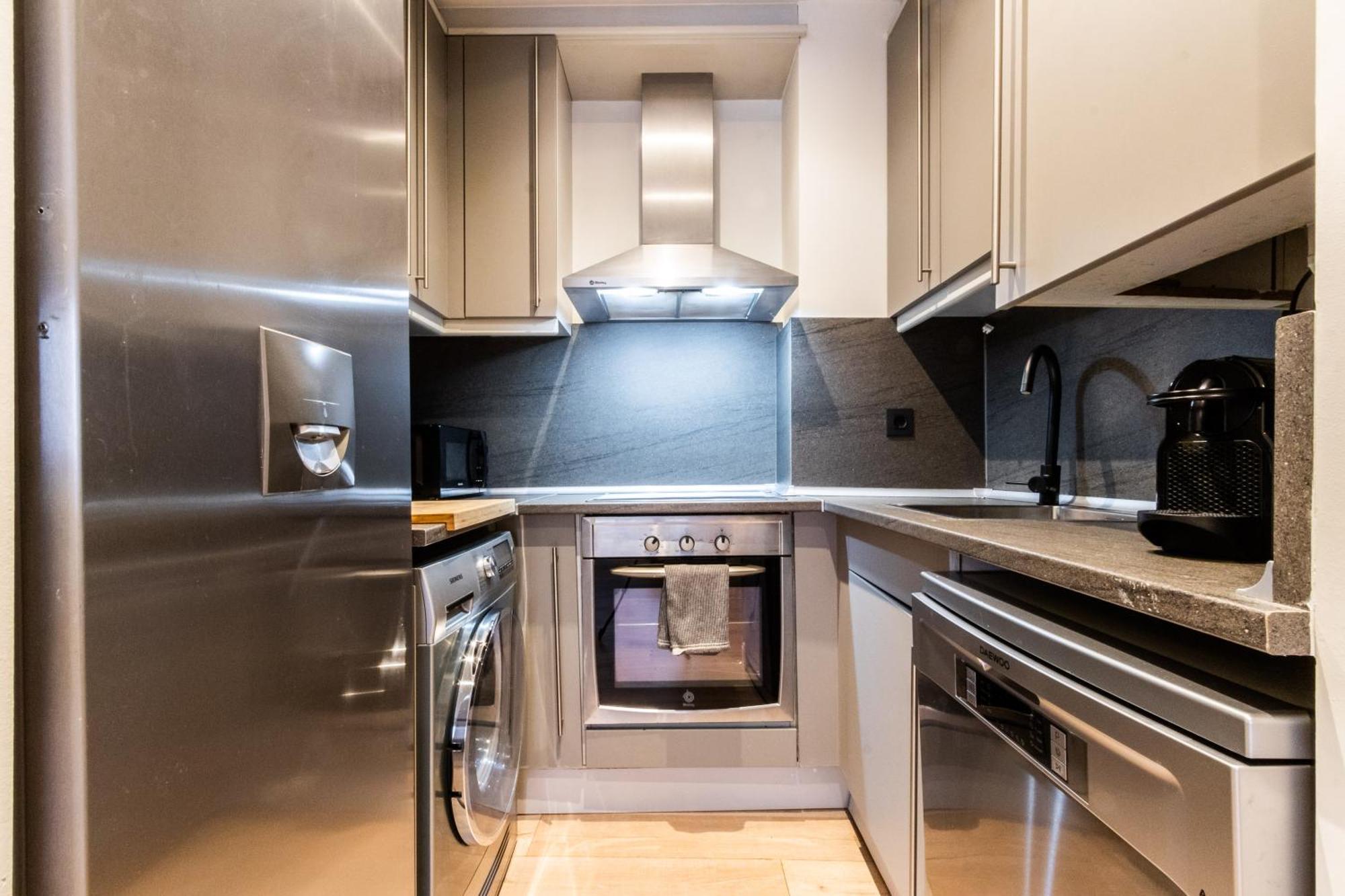 Exclusive Apartments Barcelona 4 Personas St Pere Terrassa Dış mekan fotoğraf