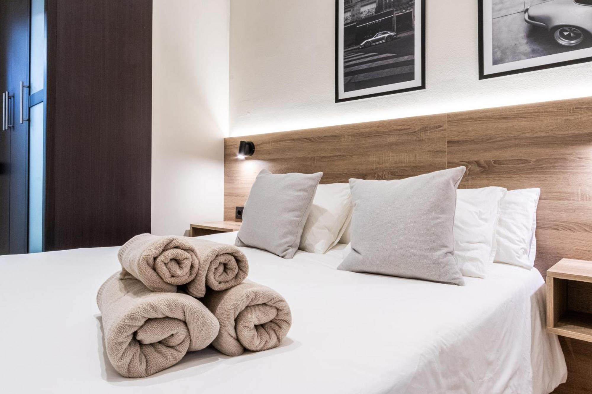 Exclusive Apartments Barcelona 4 Personas St Pere Terrassa Dış mekan fotoğraf